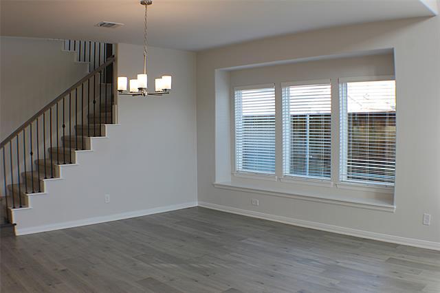 Building Photo - 14461 Mietner St