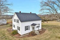 Building Photo - Charming 5-Bedroom Farmhouse