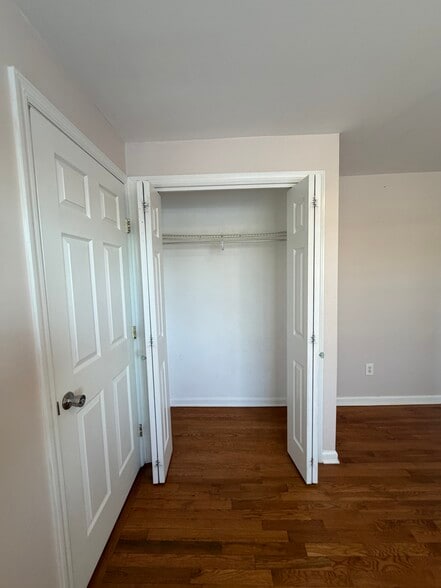 Building Photo - 186 Seaton Rd