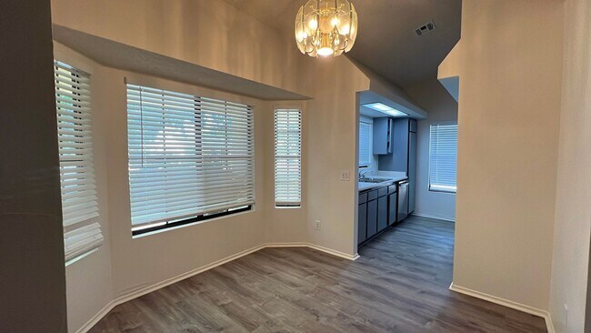 Building Photo - (APPLICATION PENDING)  Remodeled Single St...