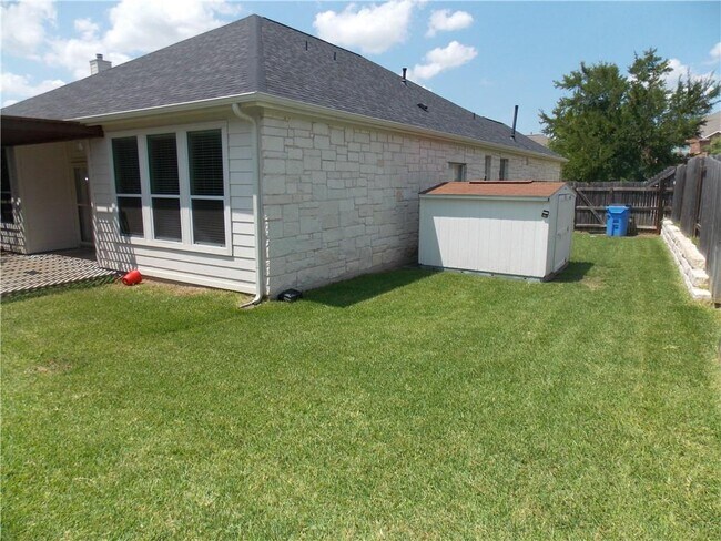 Building Photo - 20961 Mandrake Dr