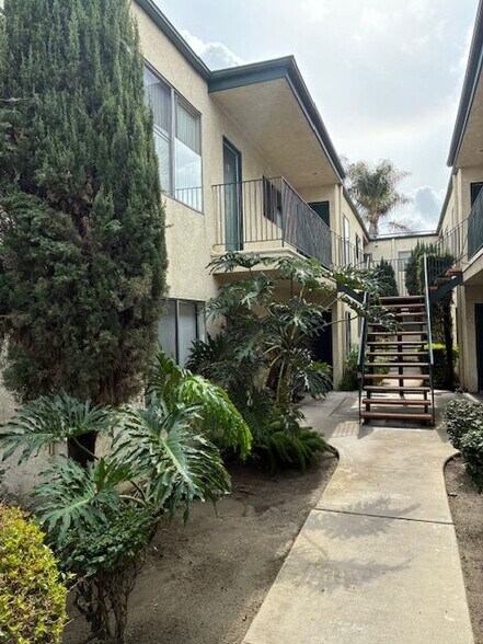 Building Photo - 11026 Imperial Hwy.