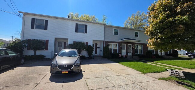 Building Photo - 3502 -12 PLUM STREET ERIE PA 16508