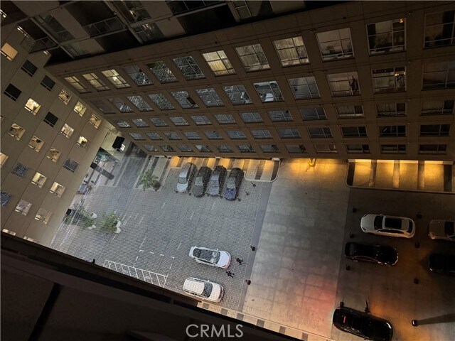 Building Photo - 6250 Hollywood Blvd