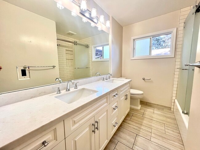 Building Photo - 3799 El Campo Ct