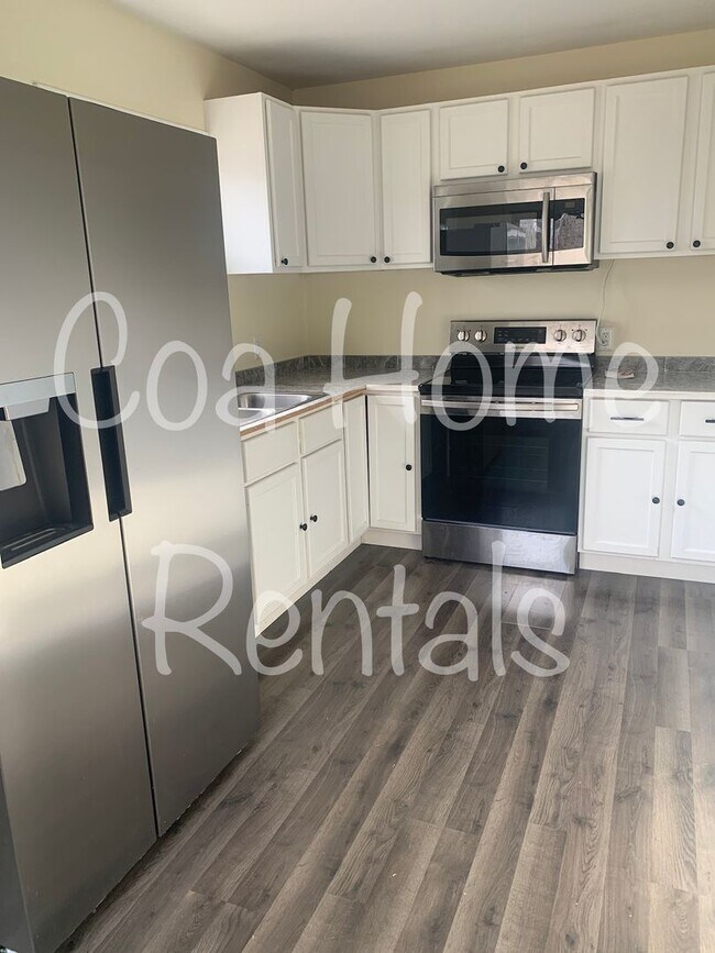 Building Photo - Derby Kansas