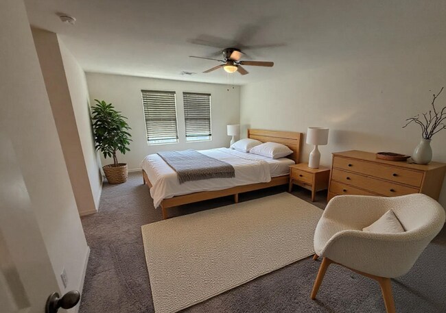 Building Photo - Spacious 5 bed 4.5 bath home in Florence, AZ!