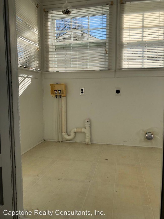 Building Photo - 2 br, 1 bath House - 808 BELLVIEW STREET