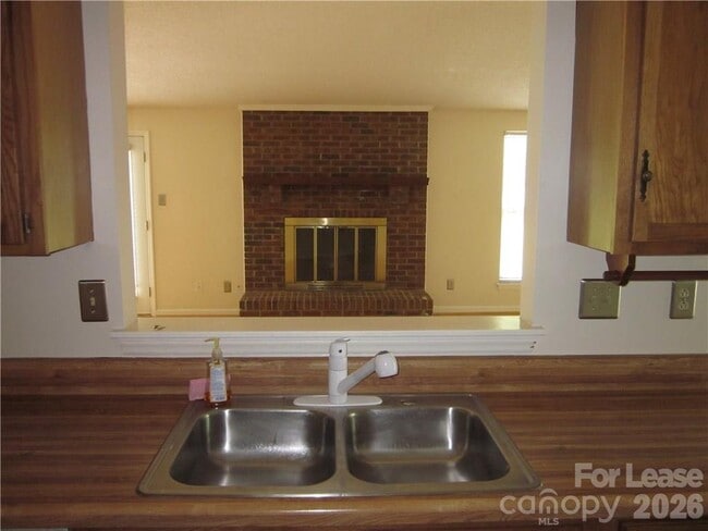 Building Photo - 11411 Misty Valley Ct