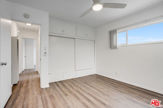Building Photo - 2302 32nd St