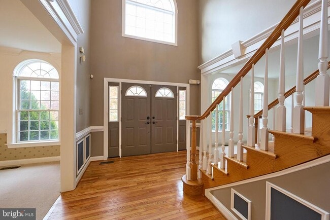 Building Photo - 1401 Hampstead Ct