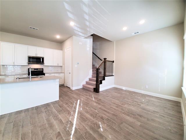 Building Photo - 2208 Epitome Ave