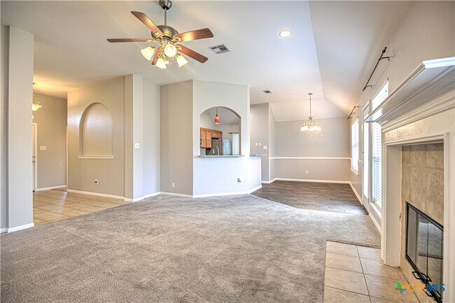 Building Photo - 2603 Blue Meadow Dr