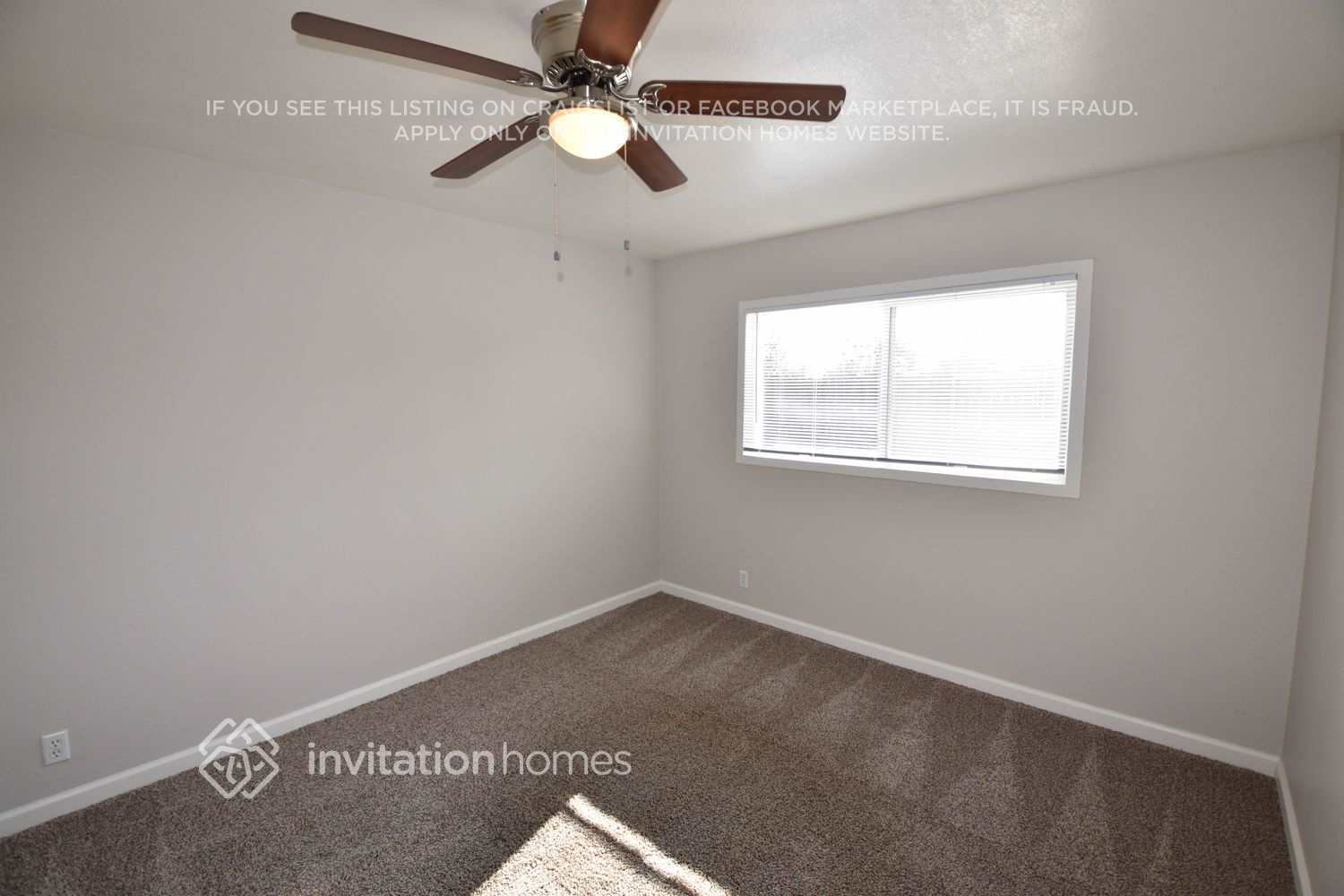 Building Photo - 11114 Blue Jay Dr