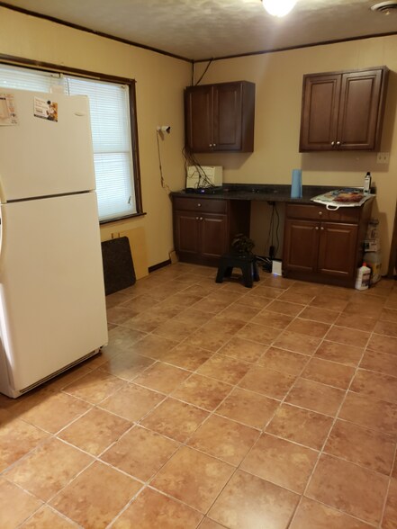 Building Photo - 1602 Ashdale Rd