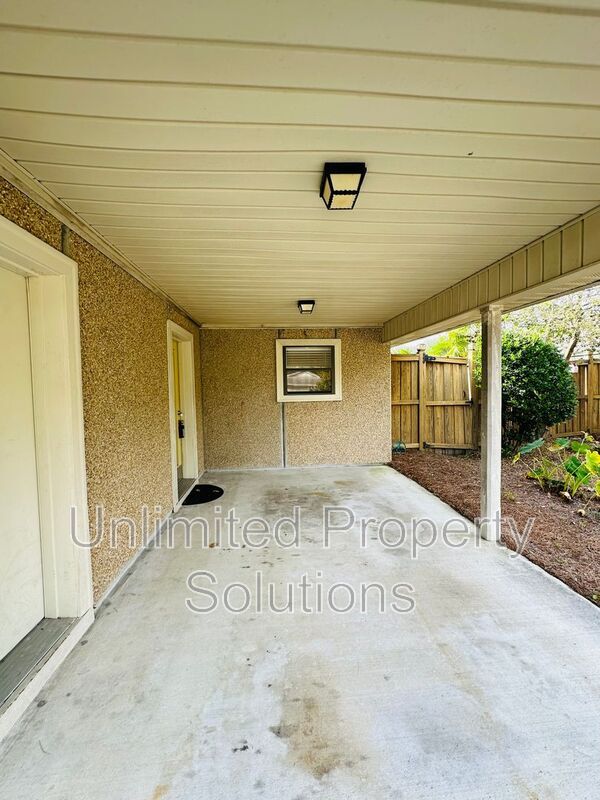 Building Photo - 312 Halyard Ct