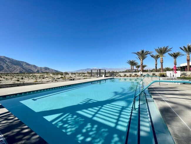 Building Photo - COMING SOON! STUNNING 3 Bedroom/2.5 bathroom in the highly desired Miralon Community!