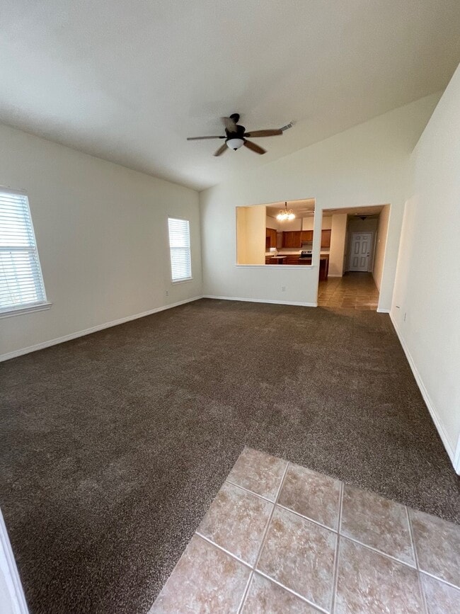 Building Photo - 10235 Berry Hill Ln