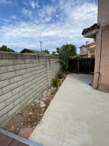 Backyard - 915 W Arrow Hwy