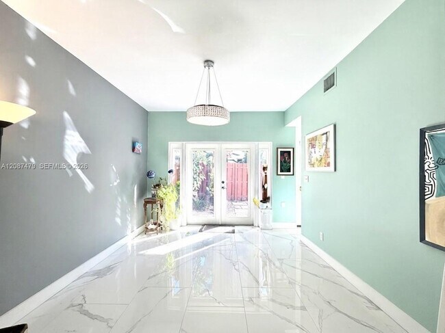 Building Photo - 4631 SW 154th Pl