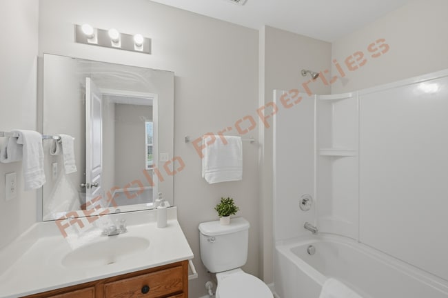 Building Photo - 2907 Berkeley Springs Pl
