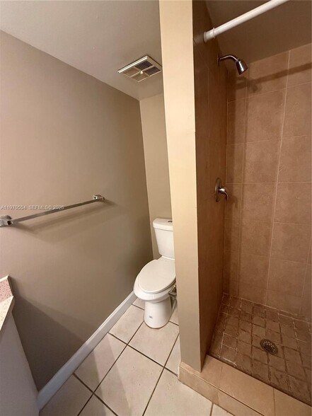 Building Photo - 7165 NW 186th St