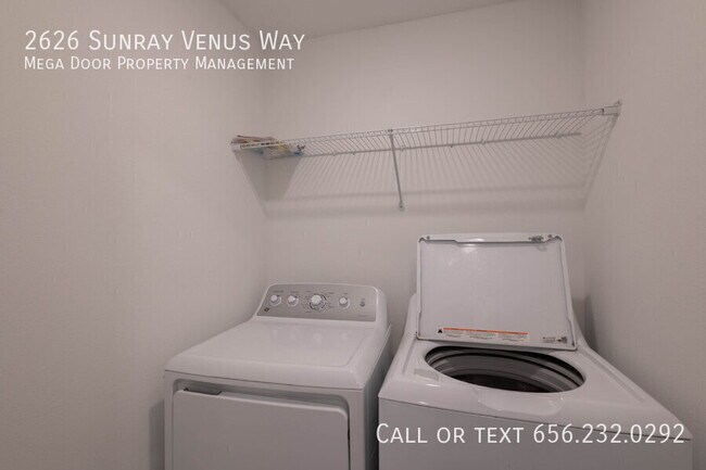 Building Photo - 2626 Sunray Venus Wy