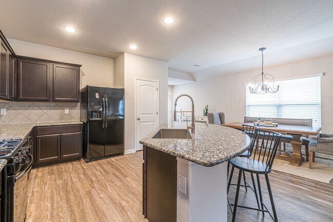 Building Photo - 2569 McCrae