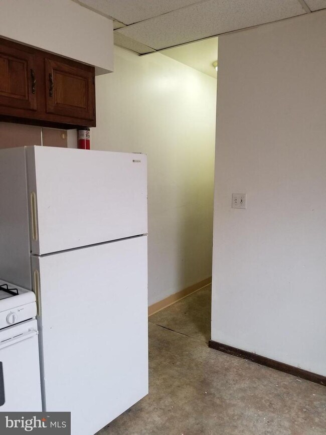 Building Photo - 425 S 15th St