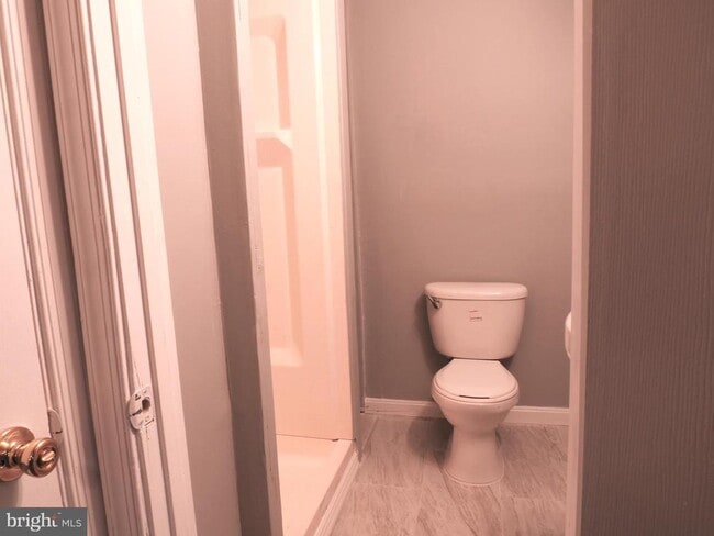 Building Photo - 12500 Sturdee Dr