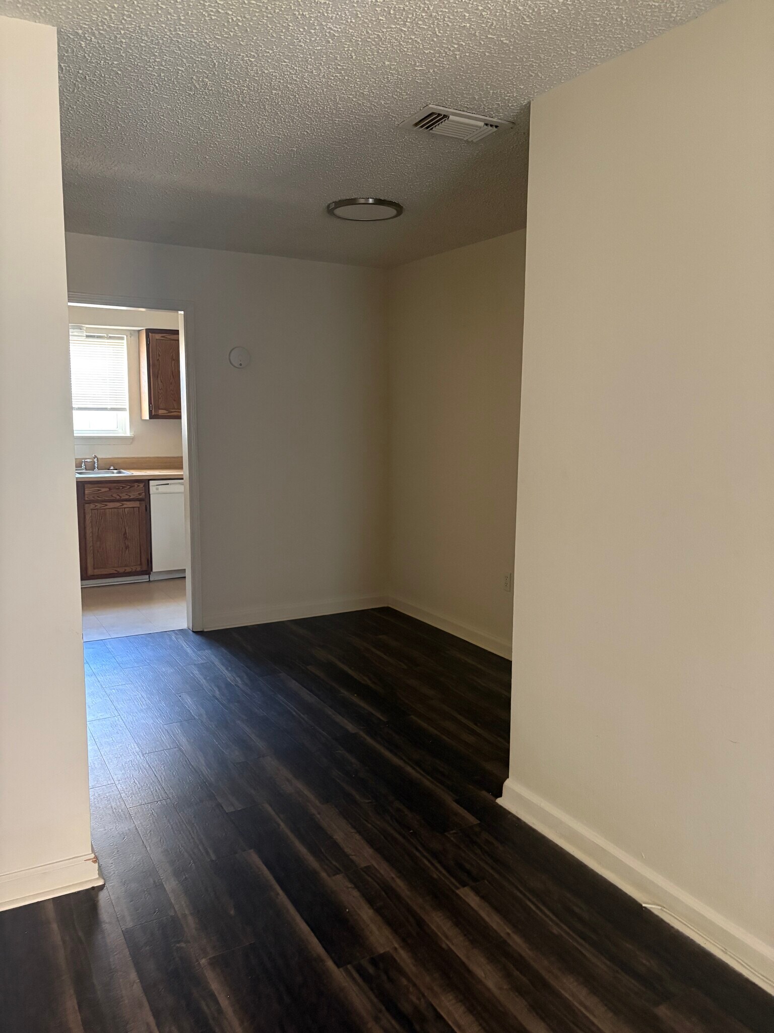 Building Photo - 1672 Brightside Dr