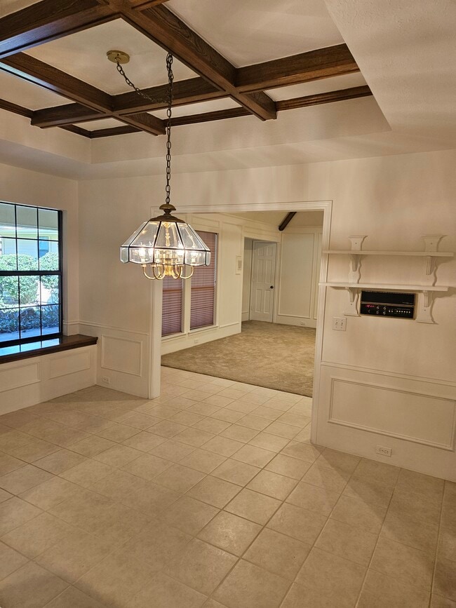 Building Photo - 3913 Davis Cir