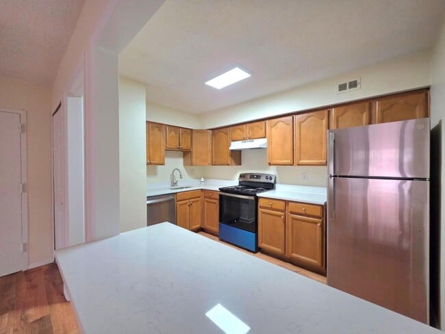 Building Photo - 3808 Laramie Pl