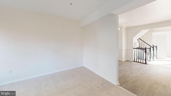 Building Photo - 26071 Ridge Manor Dr