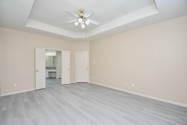 Building Photo - 15114 Snow Hill Ct