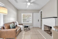 Building Photo - 905 Buena Vista Dr