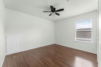 Building Photo - 12251 Noco Dr