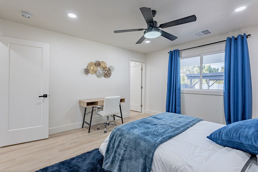 Bedroom #1 - 126 E Palmcroft Dr