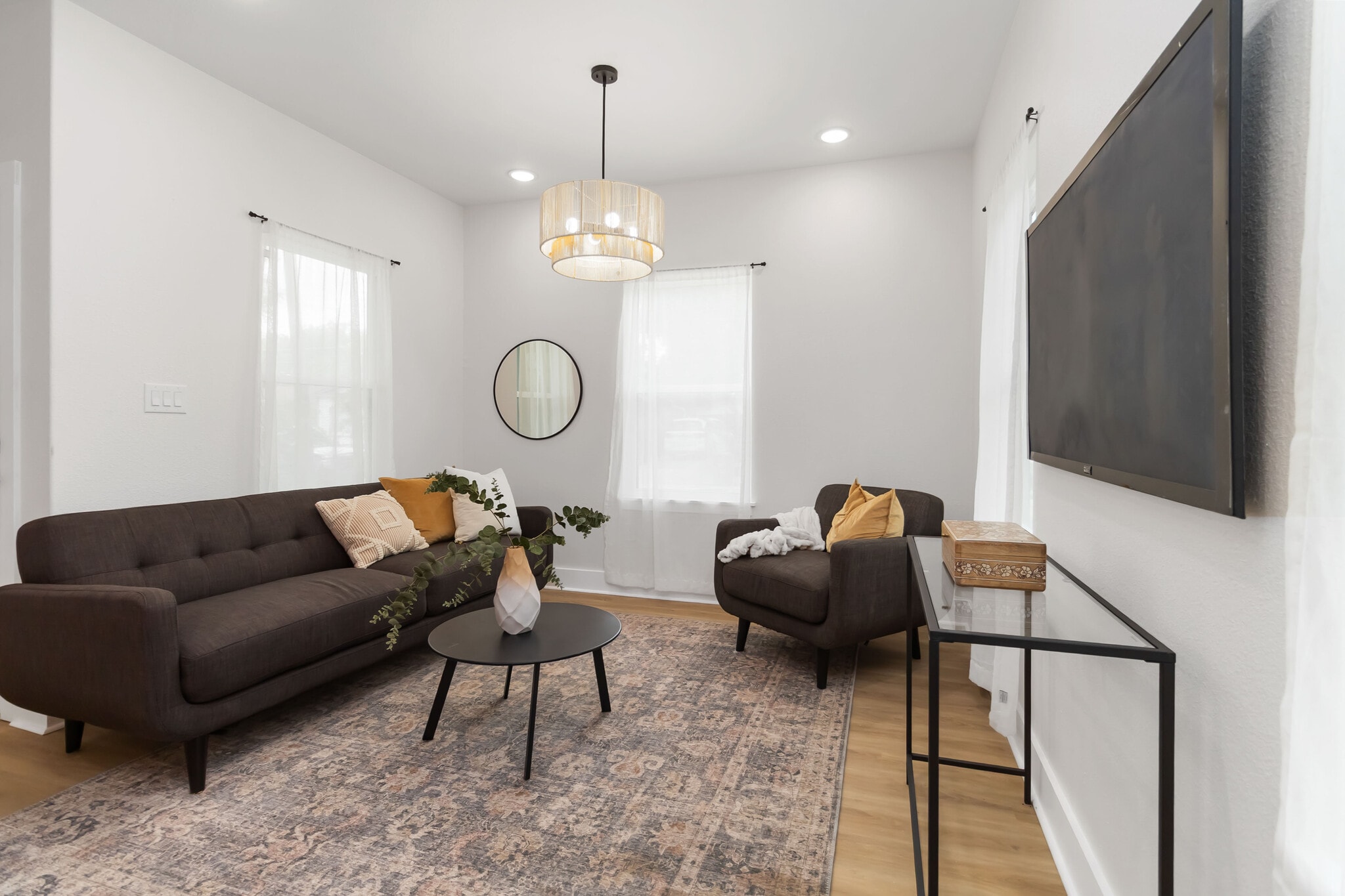 Building Photo - 237 Carle Ave