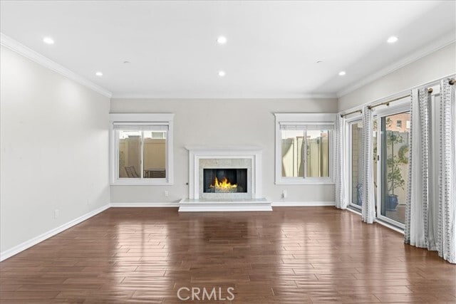 Building Photo - 512 Esplanade