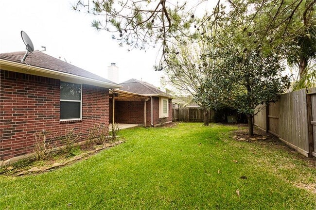 Building Photo - 314 Blossomwood Dr