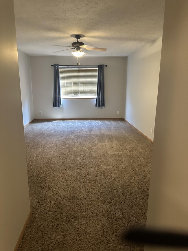 Building Photo - 2021 Sawyer Pl