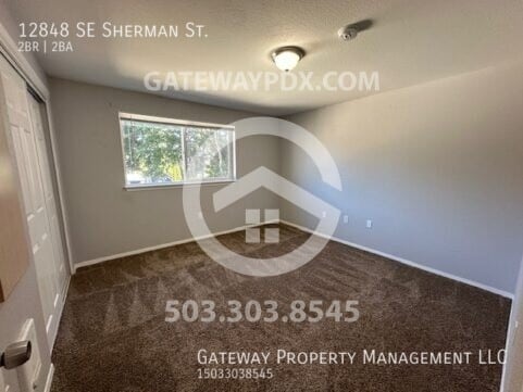 Building Photo - 12848 SE Sherman St