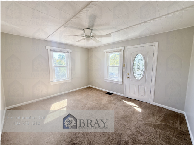 Building Photo - Charming 3-Bedroom Cottage in Kingsport