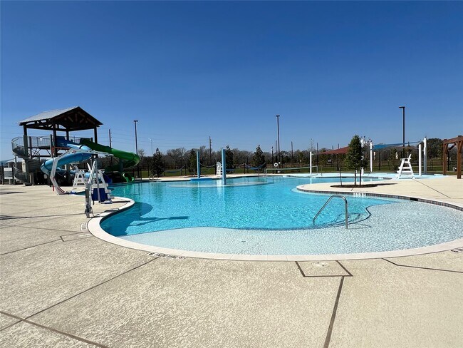 Building Photo - 10615 Summers Wy