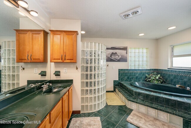 Building Photo - 3295 Savannahs Trail