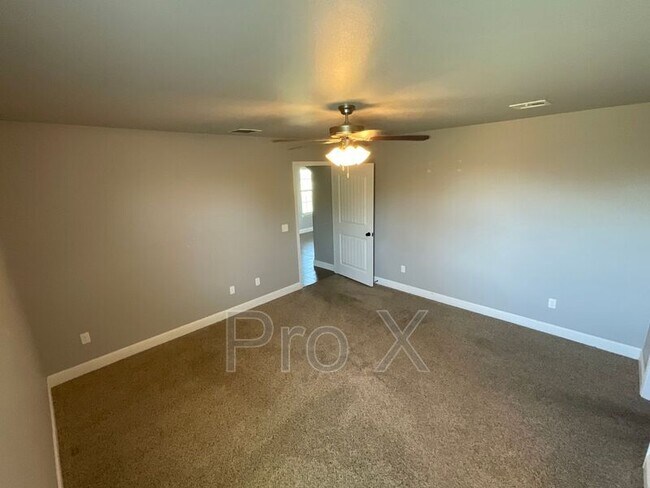 Building Photo - 2824 Jefferson Ave