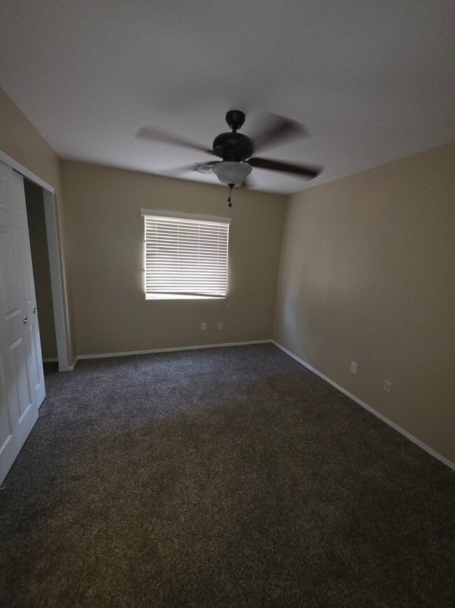 Building Photo - 1081 S 225th Ave