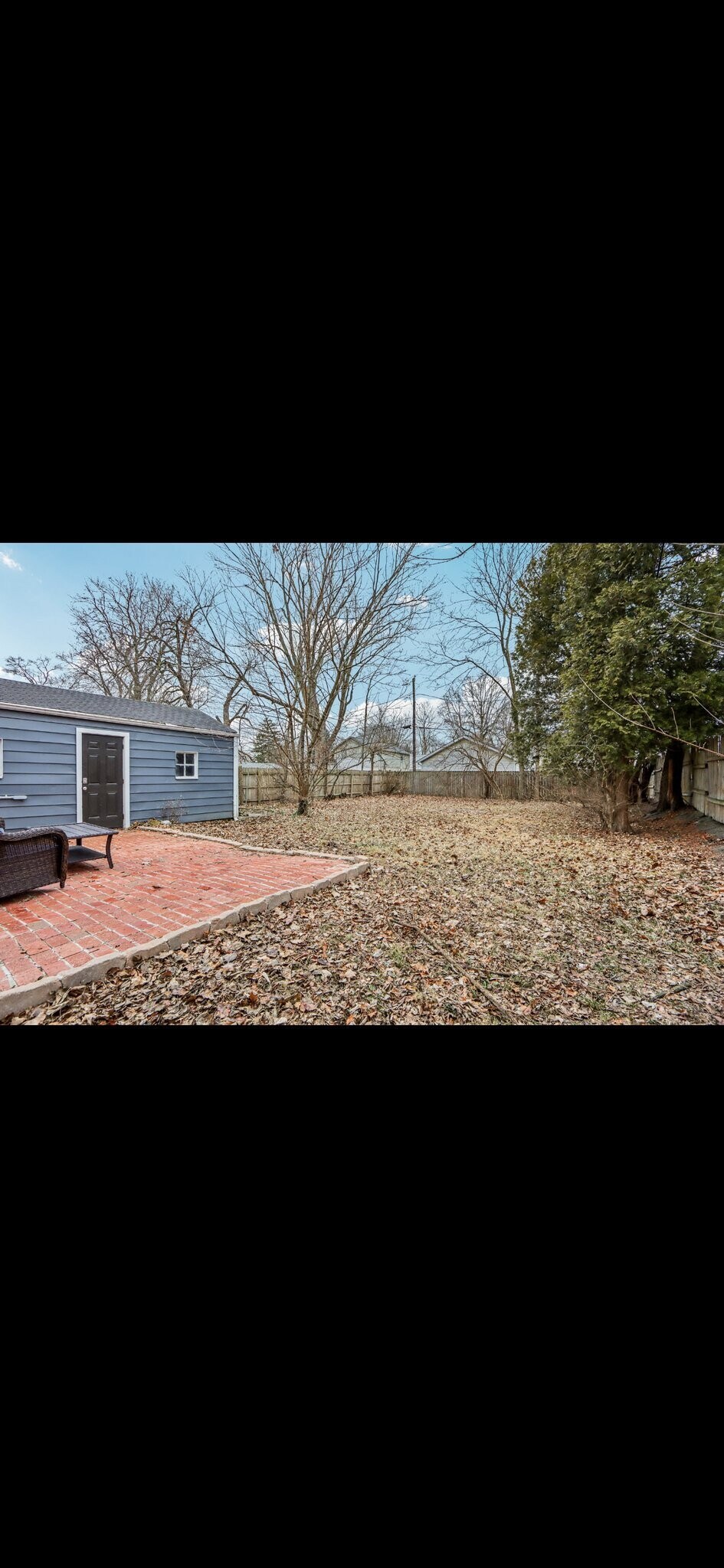 Building Photo - 5168 Caroline Ave