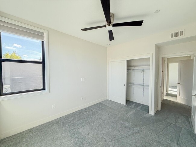 Building Photo - Newer Modern Single Family Home With Cupertino Schools